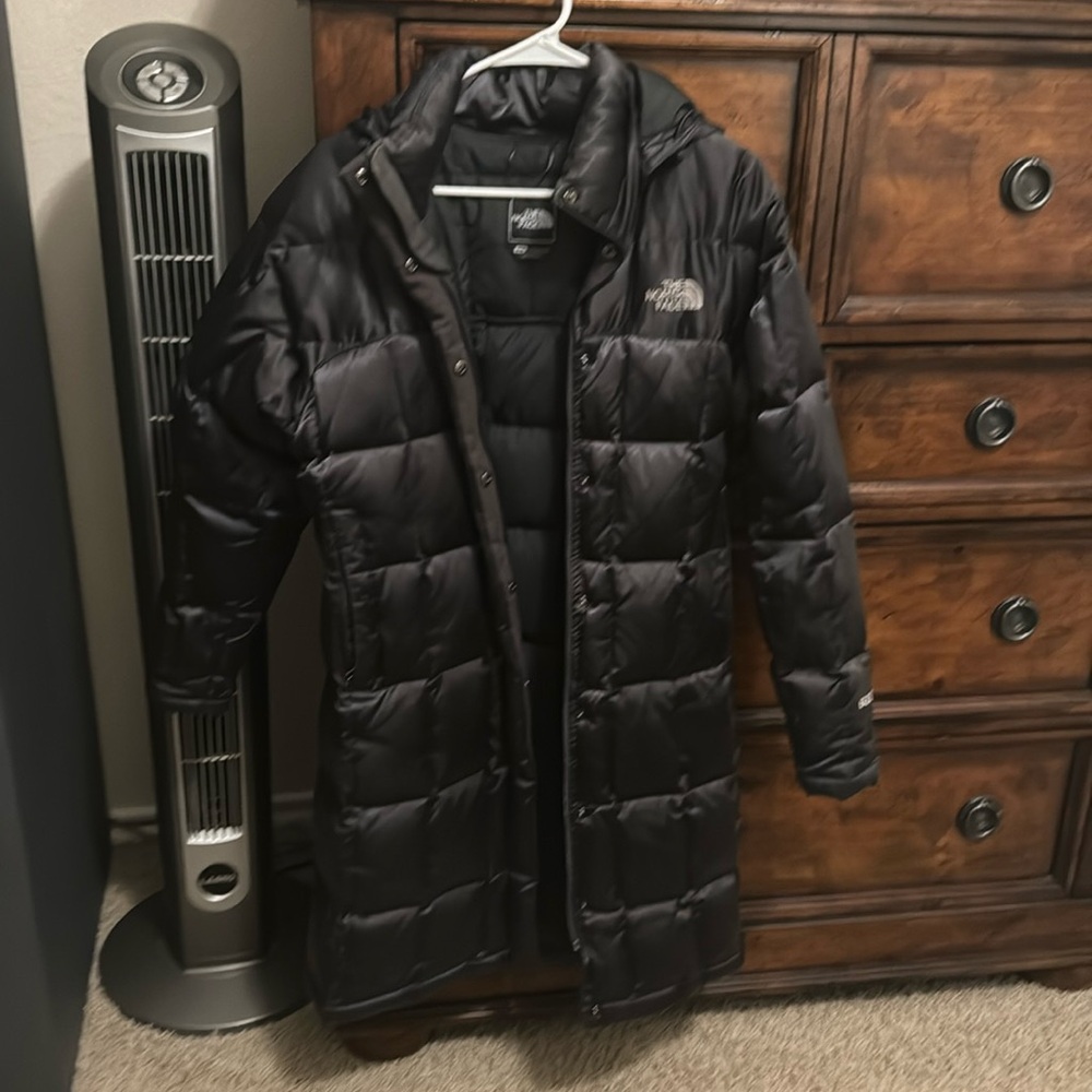 Women’s Medium The North Face Long Jacket Hood